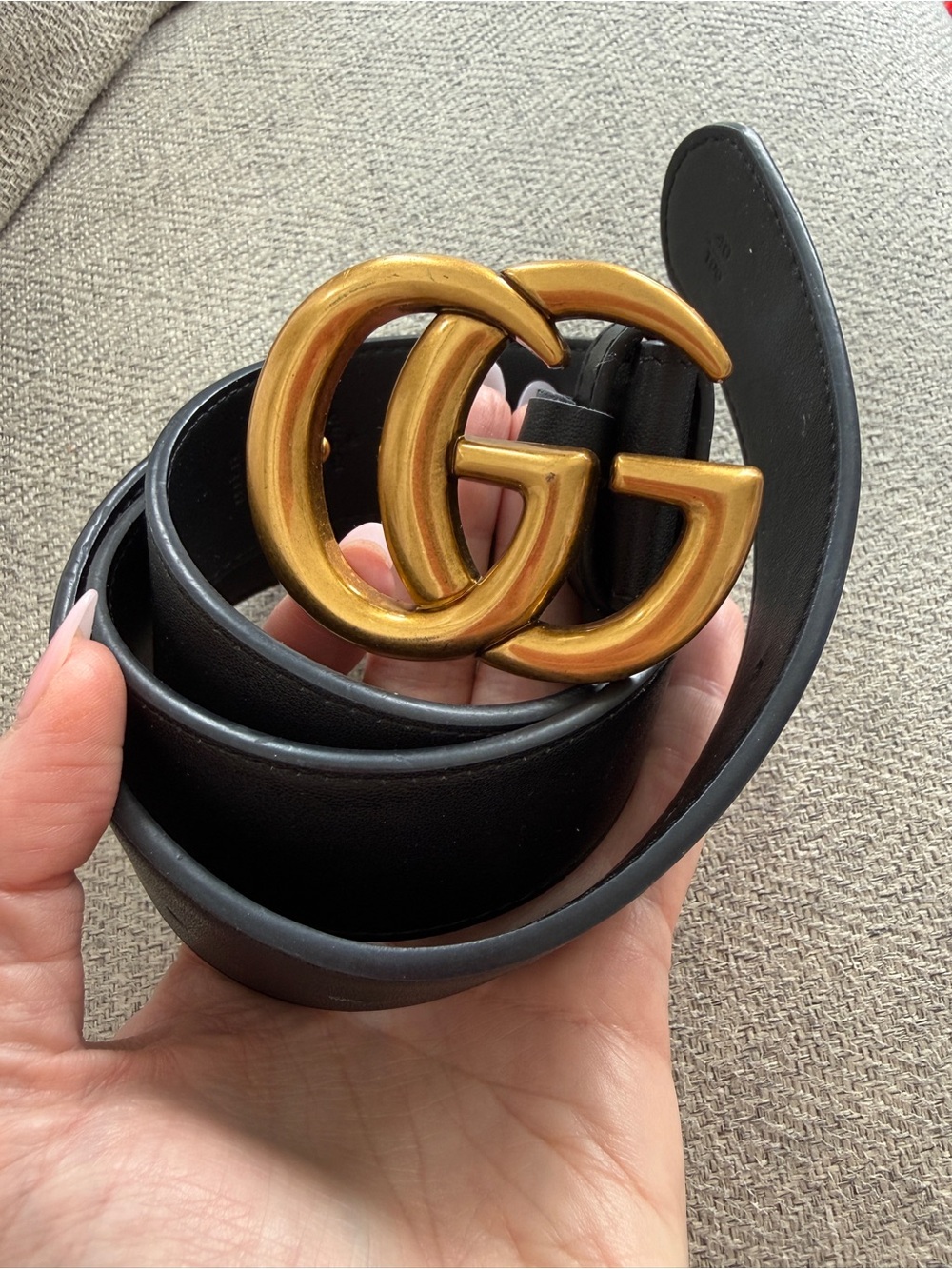 Gucci Black Leather Belt with Brushed Gold Hardware